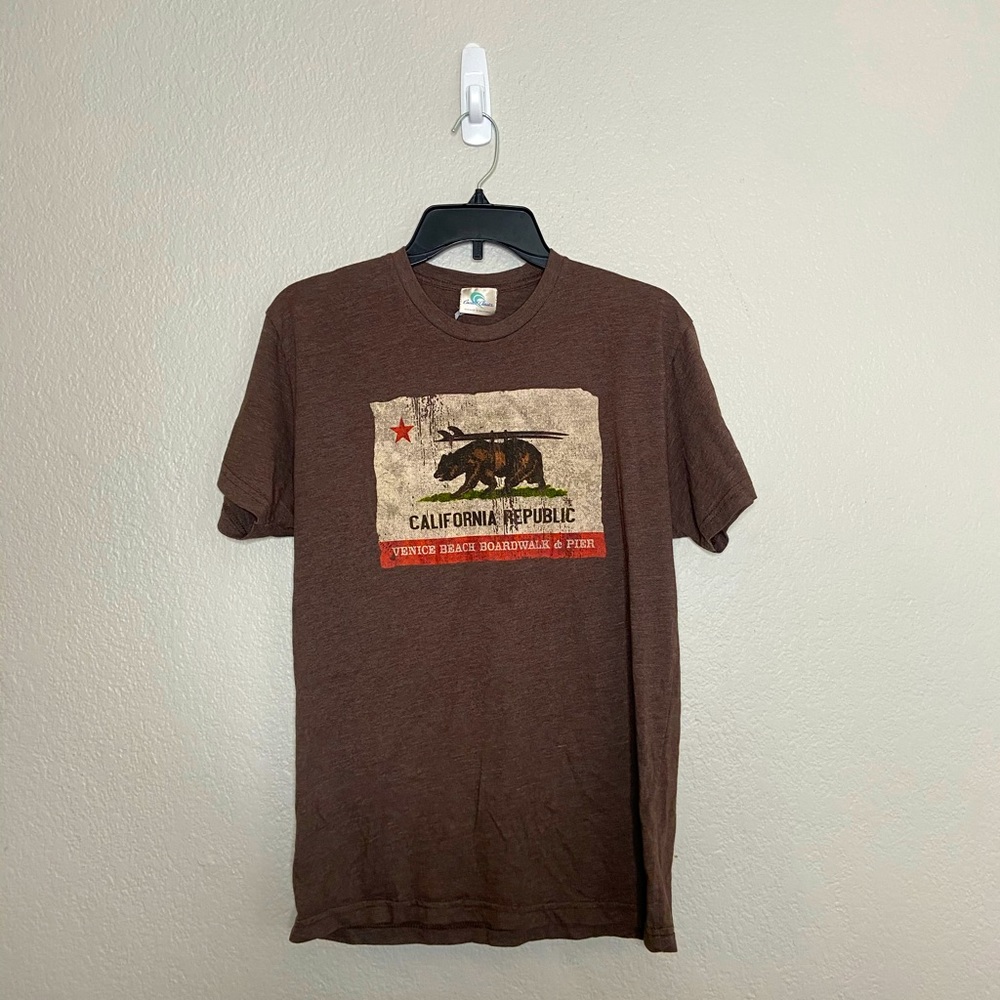 California Republic Men’s Medium T-Shirt (Brown)